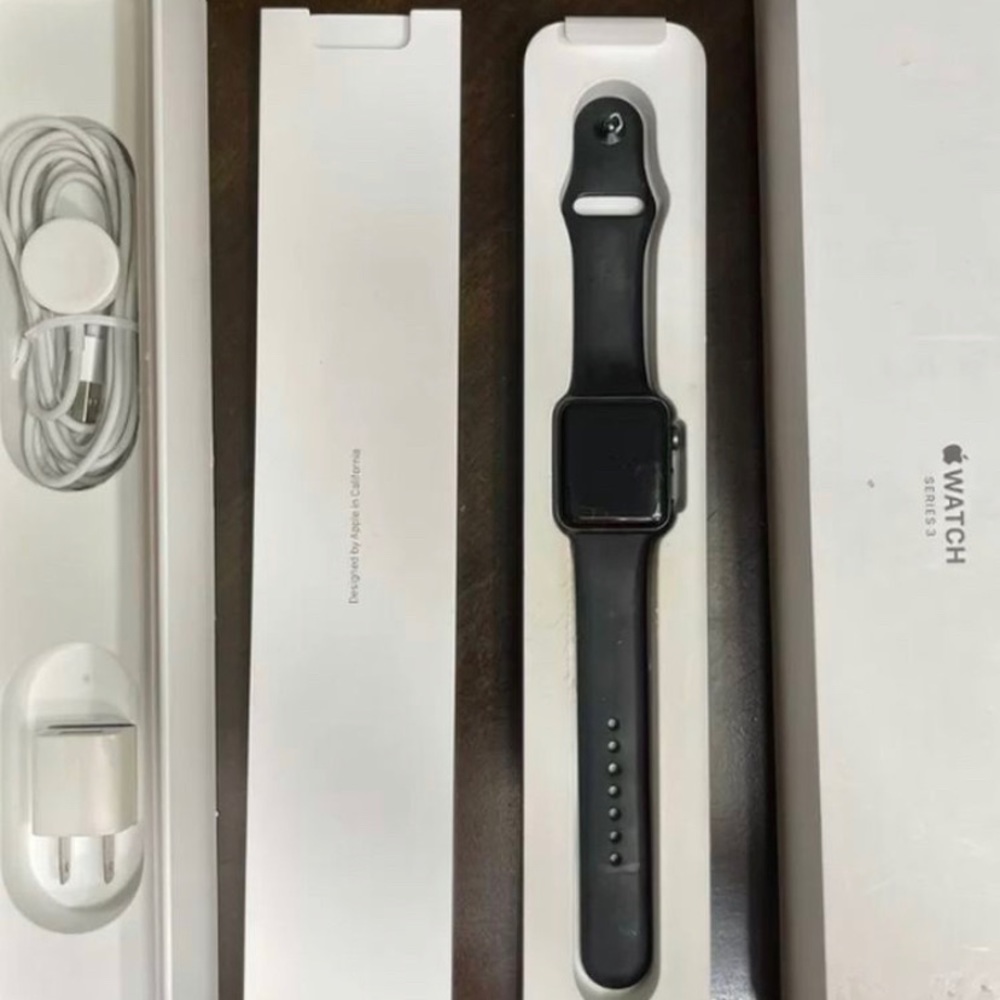 Apple Watch black series 3